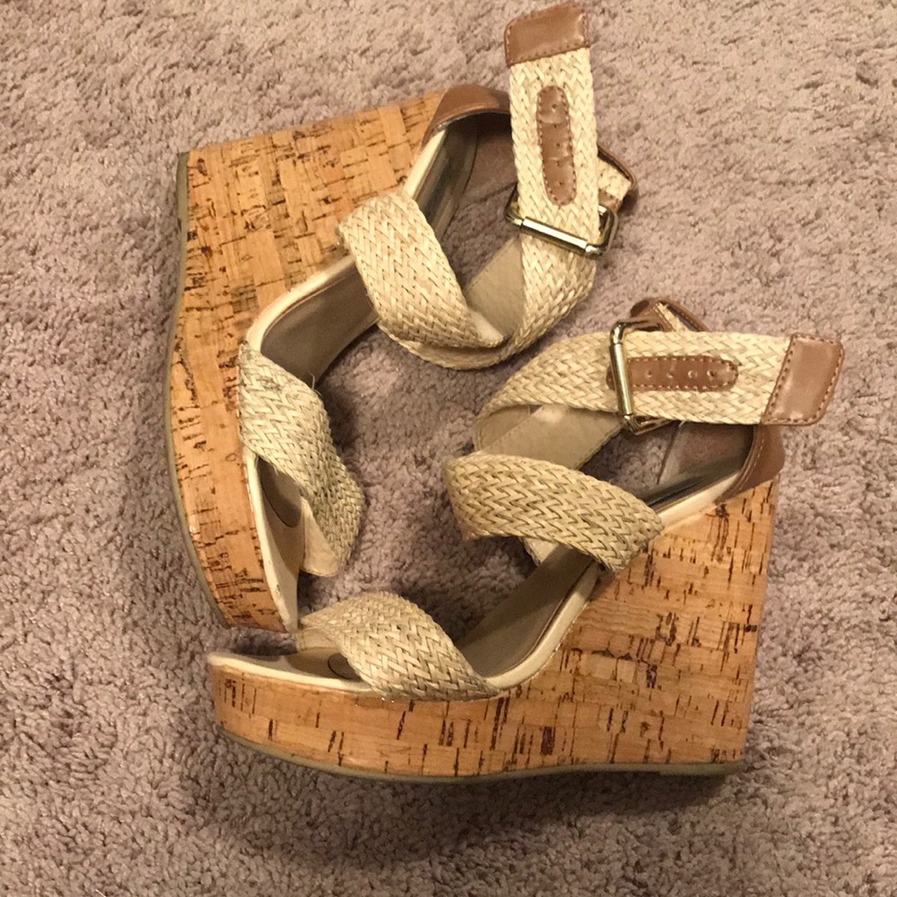 Steve Madden Wedges